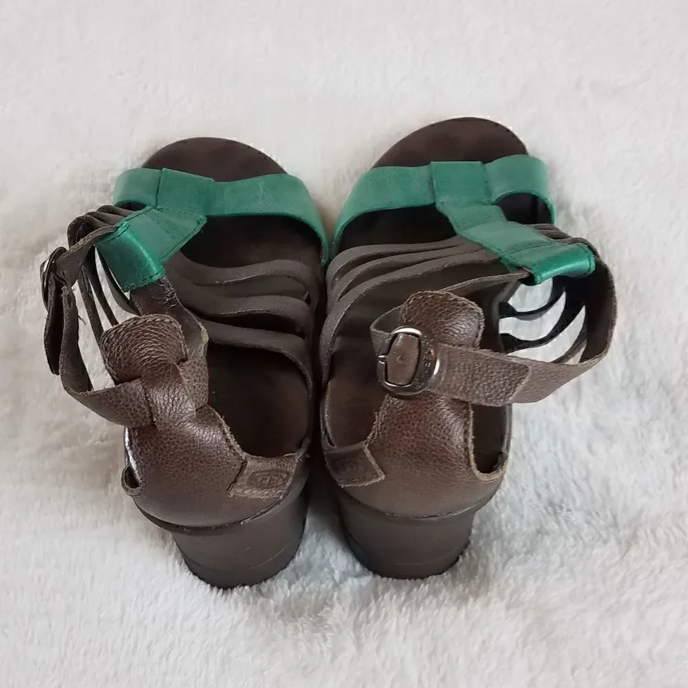 Keen victoria strappy